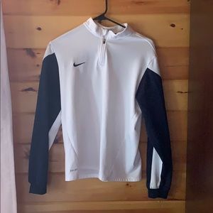 Nike pullover